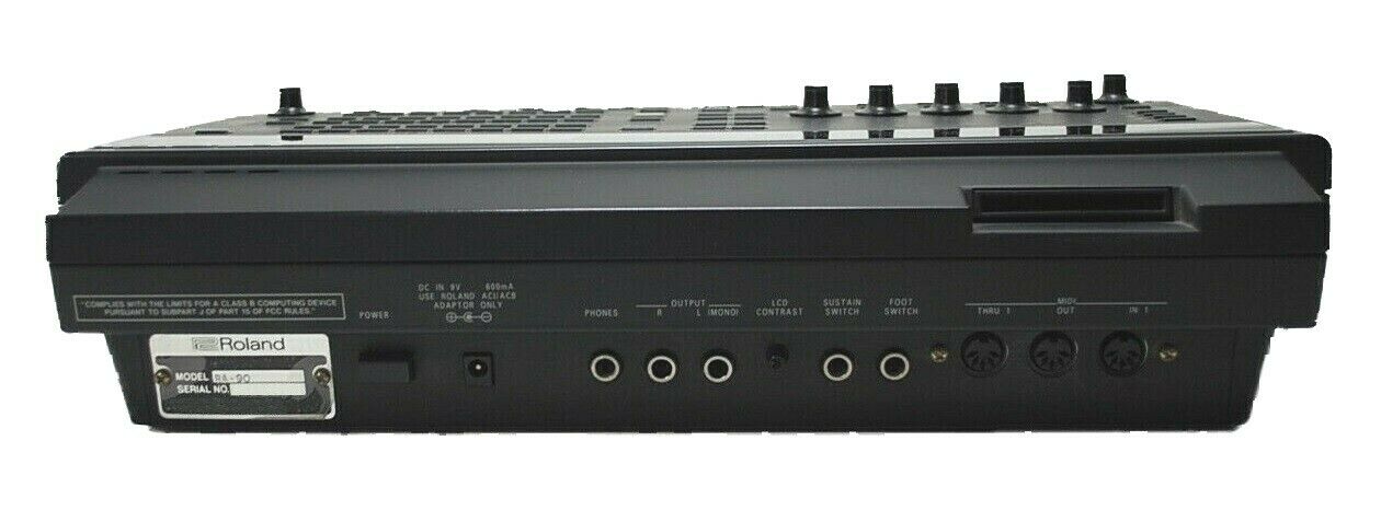 Roland RA90 Rückseite